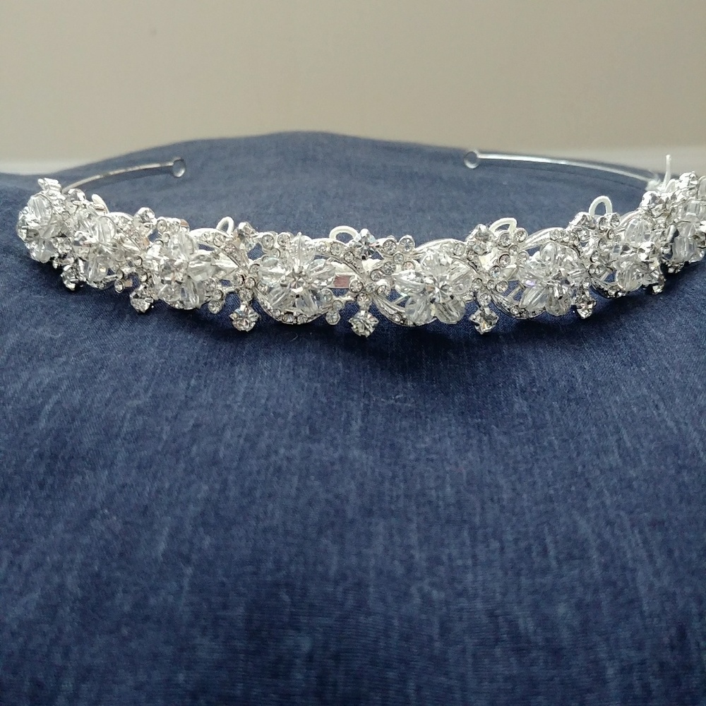 👰Bridal tiara👰